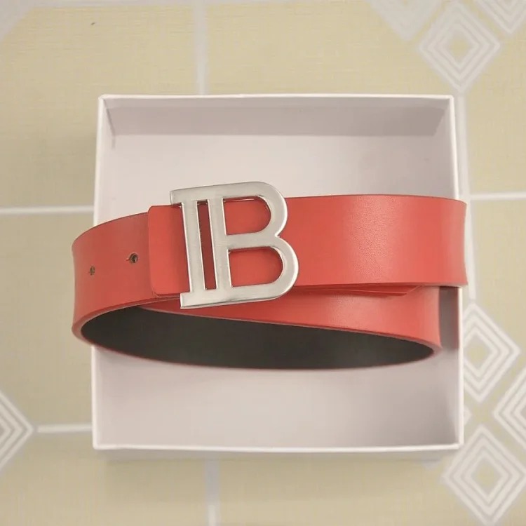 Fashionable and versatile belt 012