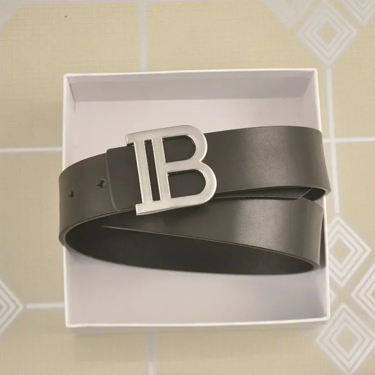 Fashionable and versatile belt 012