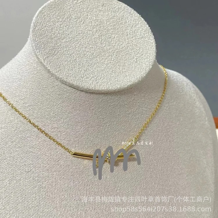 Louis Vuitton Tijia T knot twist necklace bow diamond half diamond full diamond necklace versatile rose gold clavicle chain jewelry