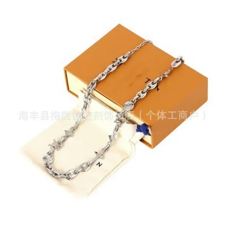 New pig-nosed letter necklace, light luxury and high-end, cross-border hot-selling Amazon best-selling bracelet for men and women