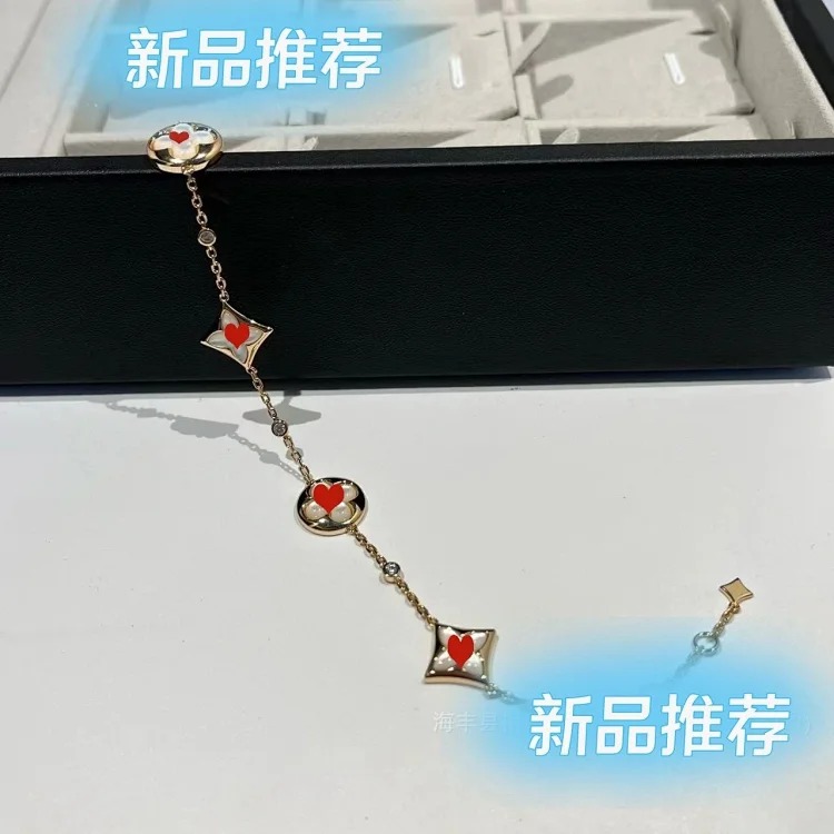 V gold cross-border hot selling four-leaf clover 18K gold non-fading bracelet light luxury high-end jewelry necklace wholesale manufacturer