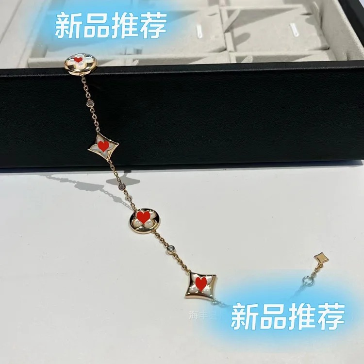 V gold cross-border hot selling four-leaf clover 18K gold non-fading bracelet light luxury high-end jewelry necklace wholesale manufacturer