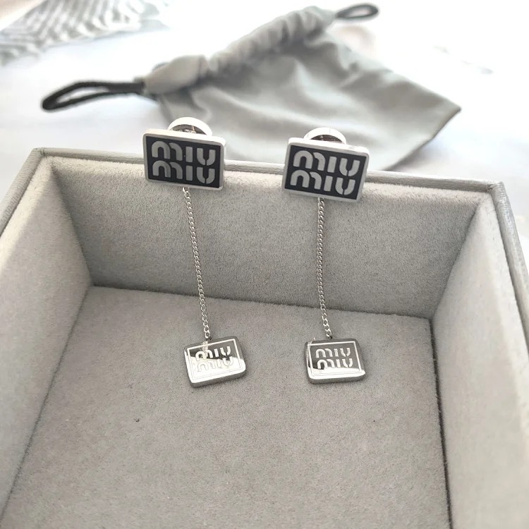 Miss Cold Style Miao Chain Drop Square Brand Earrings Light Luxury Street Polished Glue Cute Tassel Enamel Color Earrings