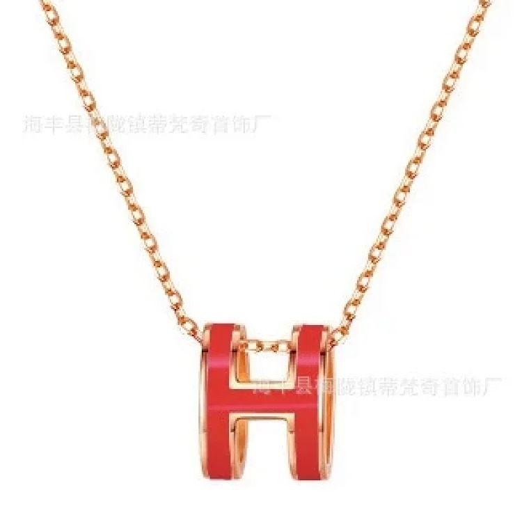Aijia high H necklace for women CNC clavicle chain versatile fashion niche light luxury sweet enamel mini pendant for women
