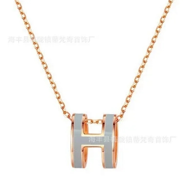 Aijia high H necklace for women CNC clavicle chain versatile fashion niche light luxury sweet enamel mini pendant for women