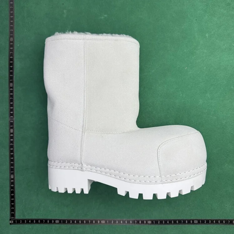 (Customized models are shipped in 3-7 days) TT 5 suede round toe snow boots