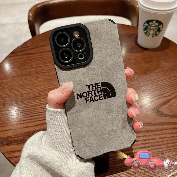 Youthful, fashionable and simple mobile phone case