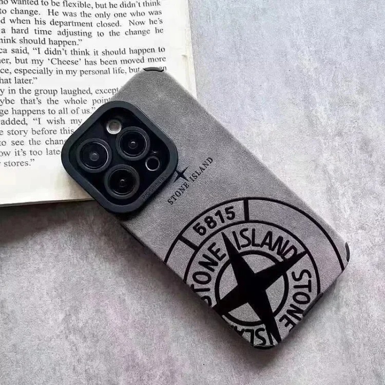 Youthful, fashionable and simple mobile phone case