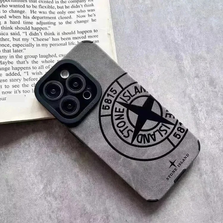 Youthful, fashionable and simple mobile phone case