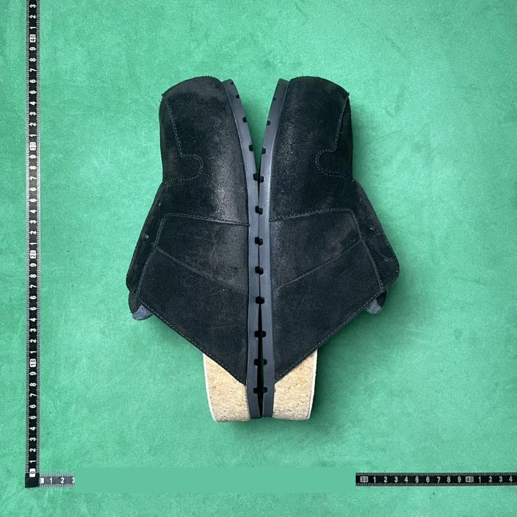 Distressed slip-on toe slippers BD 5