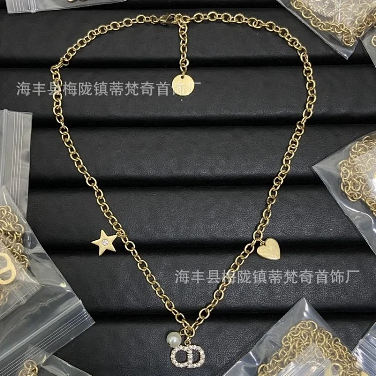 Djia/Dijia gilt butterfly necklace CD necklace star pendant pearl women's clavicle chain temperament manufacturer wholesale