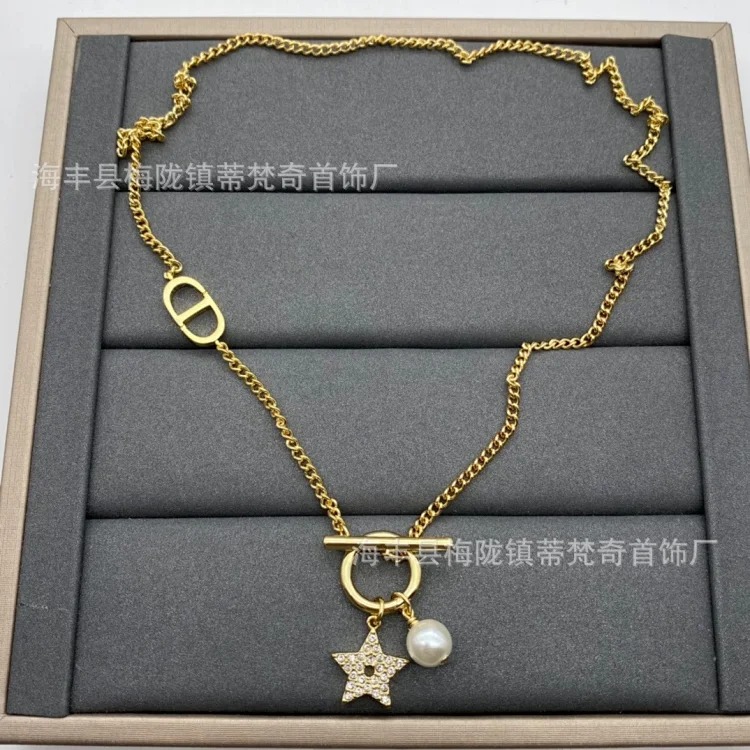 Djia/Dijia gilt butterfly necklace CD necklace star pendant pearl women's clavicle chain temperament manufacturer wholesale