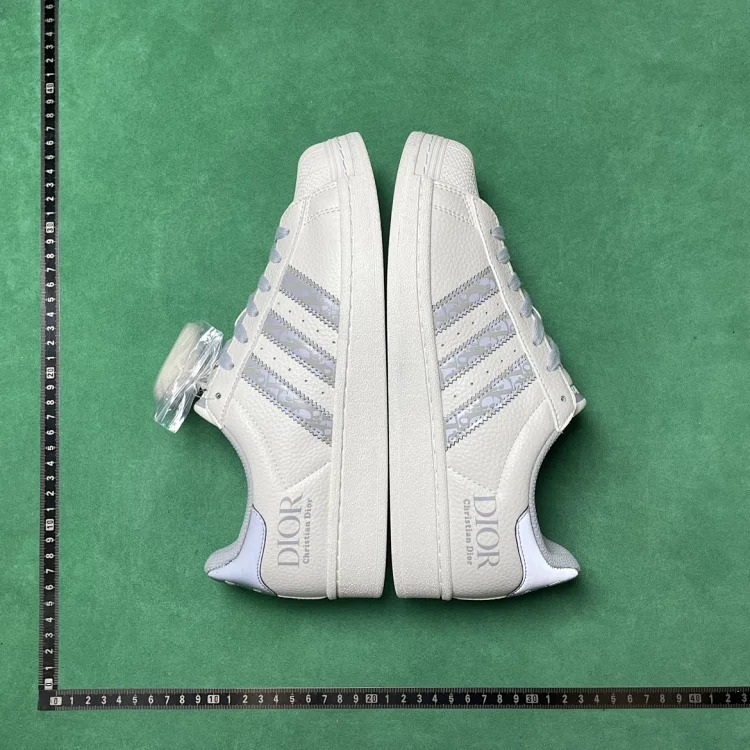 B3D comfortable and wrapped wear-resistant low-cut sneakers