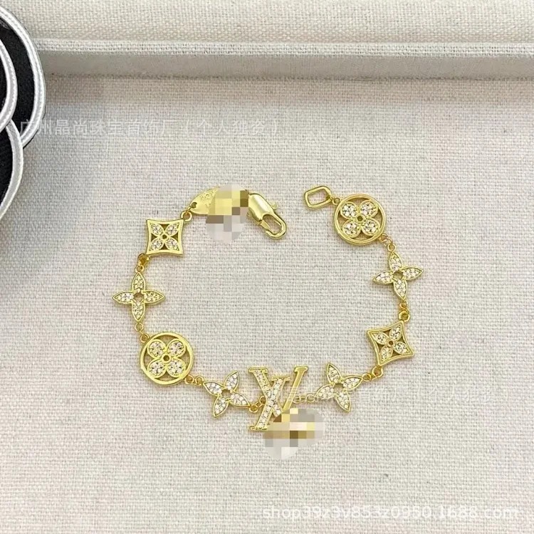 New Versatile Fashion Bracelet Necklace