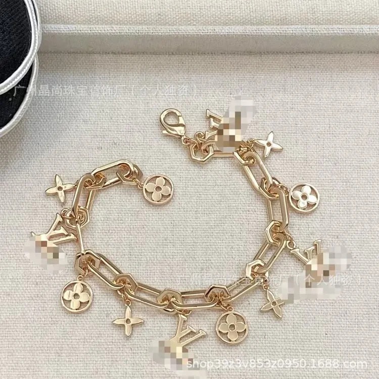 New Versatile Fashion Bracelet Necklace