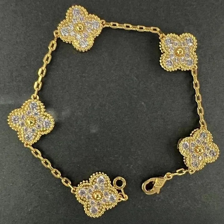 New Versatile Fashion Bracelet Necklace