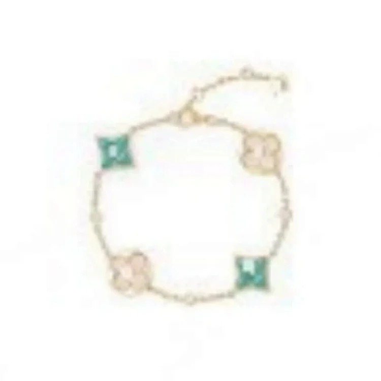 Louis Vuitton 2025 new CNC high four-leaf clover four-flower five-flower bracelet for women electroplated 18k presbyopia necklace live broadcast