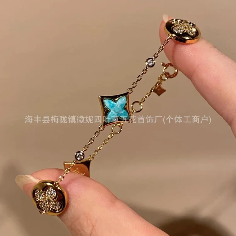 Louis Vuitton 2025 new CNC high four-leaf clover four-flower five-flower bracelet for women electroplated 18k presbyopia necklace live broadcast