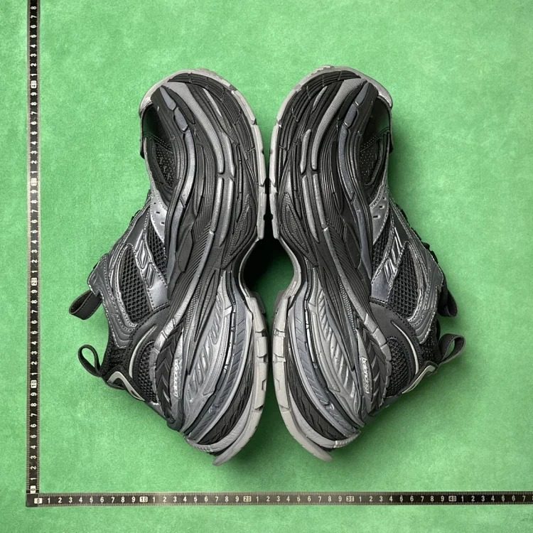 BD 5 round toe thick sole low top dad shoes