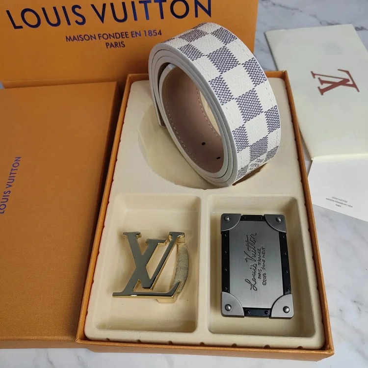 Fashionable and versatile belt 036