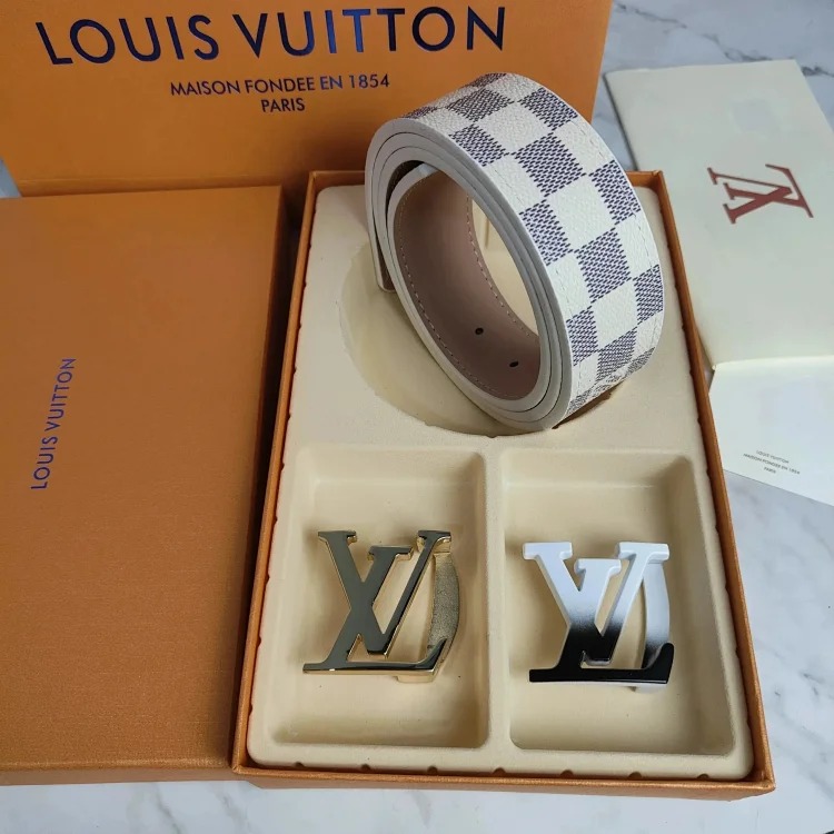 Fashionable and versatile belt 036