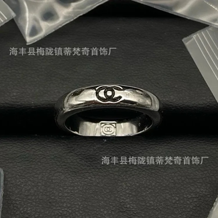 Chanel 25c small fragrant style new rhombus love double C ring with bow, versatile fashion retro high-end fragrant grandma ring