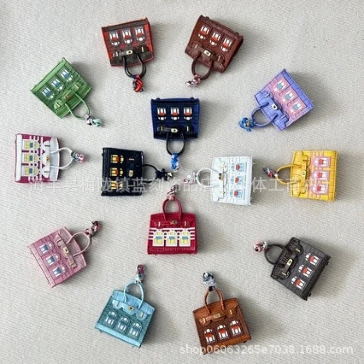 Aijia Fashion Contrast Color Leather Mini Platinum Window Small House Pendant Headphones Lipstick Car Key Bag Pendant