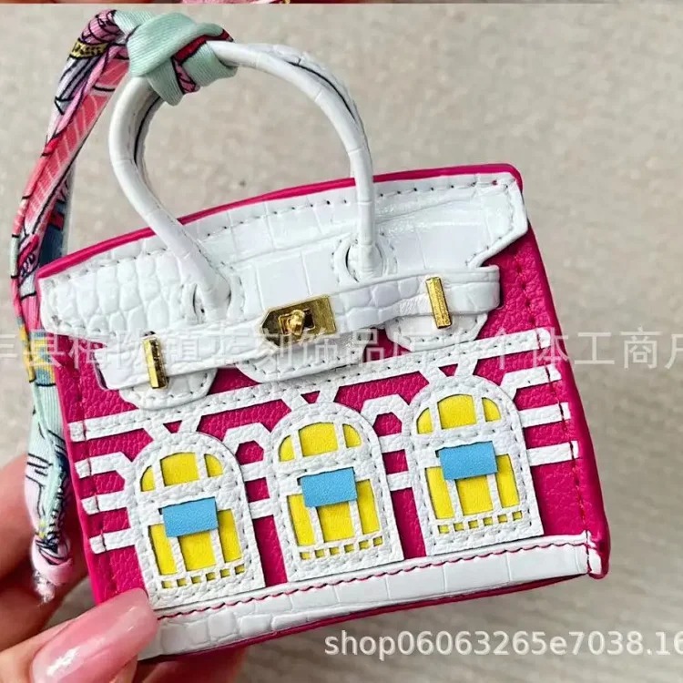 Aijia Fashion Contrast Color Leather Mini Platinum Window Small House Pendant Headphones Lipstick Car Key Bag Pendant