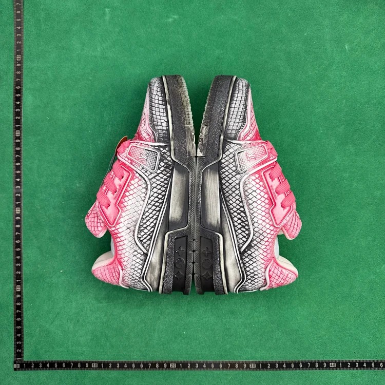 (Customized models are shipped in 3-7 days) TT 3 cow leather letter embossed low-top sneakers(pic3) (Customized models are shipped in 3-7 days) TT 3 cow leather letter embossed low-top sneakers