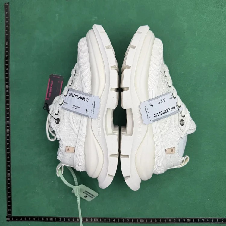 (Customized models are shipped in 3-7 days) TT8 non-slip and wear-resistant thick-soled low-top dad shoes with increased height