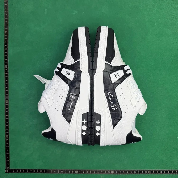 (Customized models are shipped in 3-7 days) TT 6 hand-painted graffiti low-top lace-up fashion sneakers image 5
