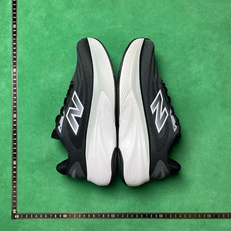 B4D comfortable and versatile low-top casual running shoes image 2