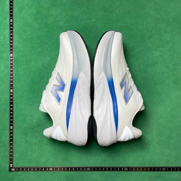 B4D comfortable and versatile low-top casual running shoes image 5