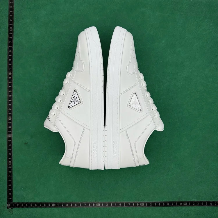 (Customized models are shipped in 3-7 days) TT 6 leather lace-up flat low-top sneakers image 4