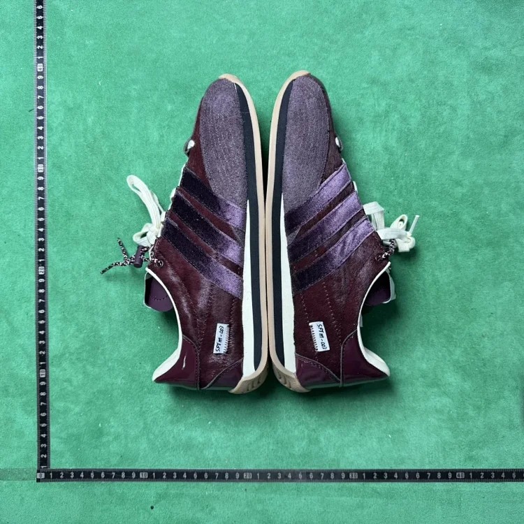 L5J low-cut lifestyle shoes