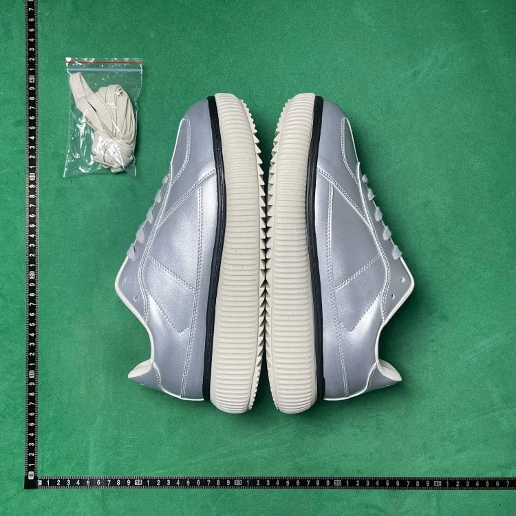 Sports and comfortable round toe low-cut lifestyle shoes B1D image 3