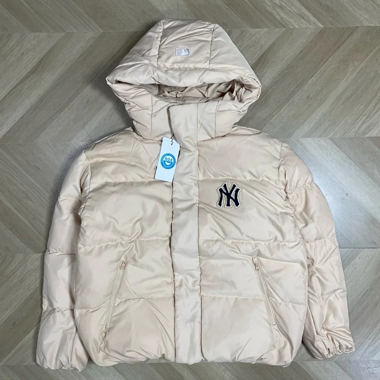 BD4 letter patch hooded down jacket