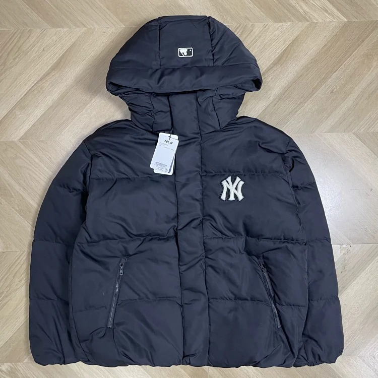 BD4 letter patch hooded down jacket