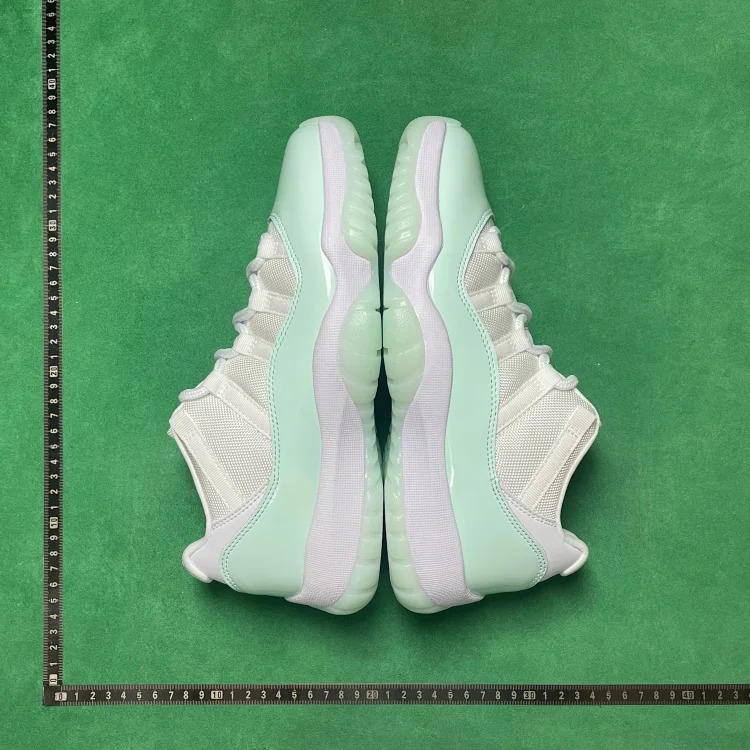 NC0R mesh comfortable and versatile shock-absorbing, non-slip and wear-resistant low-top retro basketball shoes