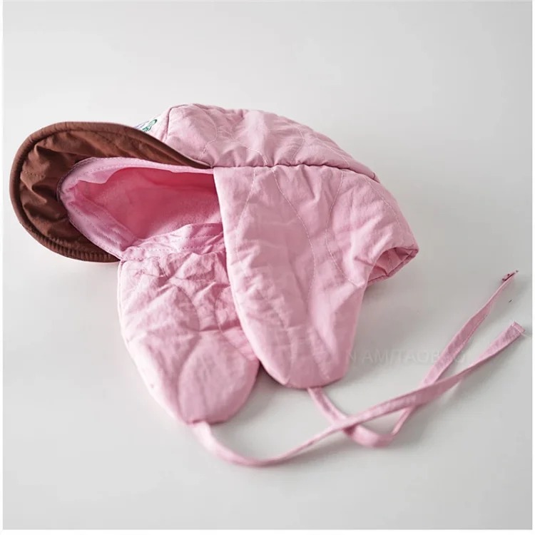 Contrast letter embroidered quilted lace-up pilot hat for women, cute, sweet and versatile travel windproof and warm ear protection hat