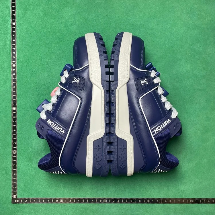 BD 2 embossed print wear-resistant low-cut sneakers image 3