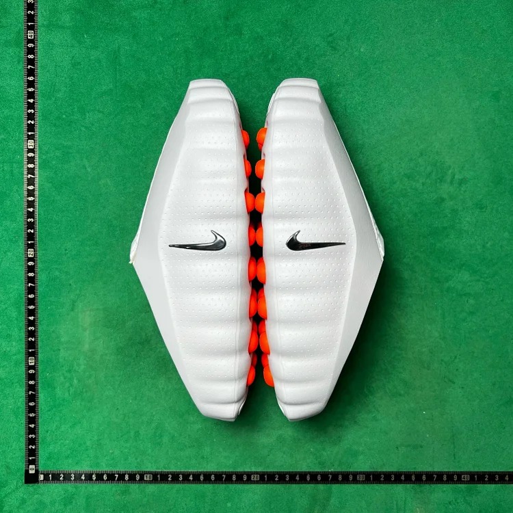 Comfortable fit toe cap slippers B0D image 3