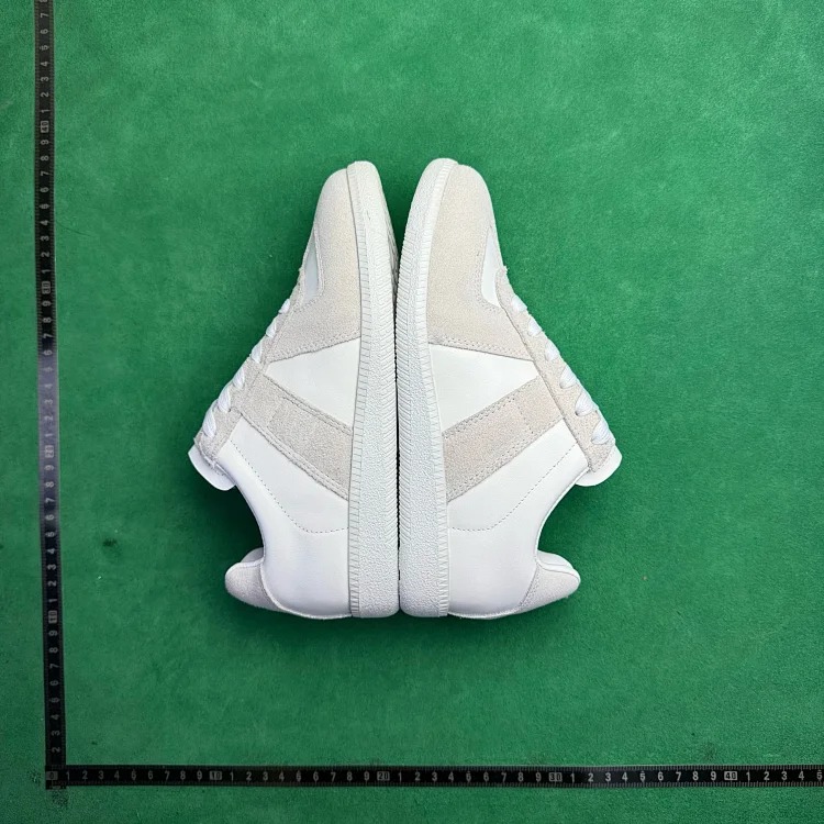 (Customized models are shipped in 3-7 days) TT6 cowhide lace-up low-top fashion sneakers image 2