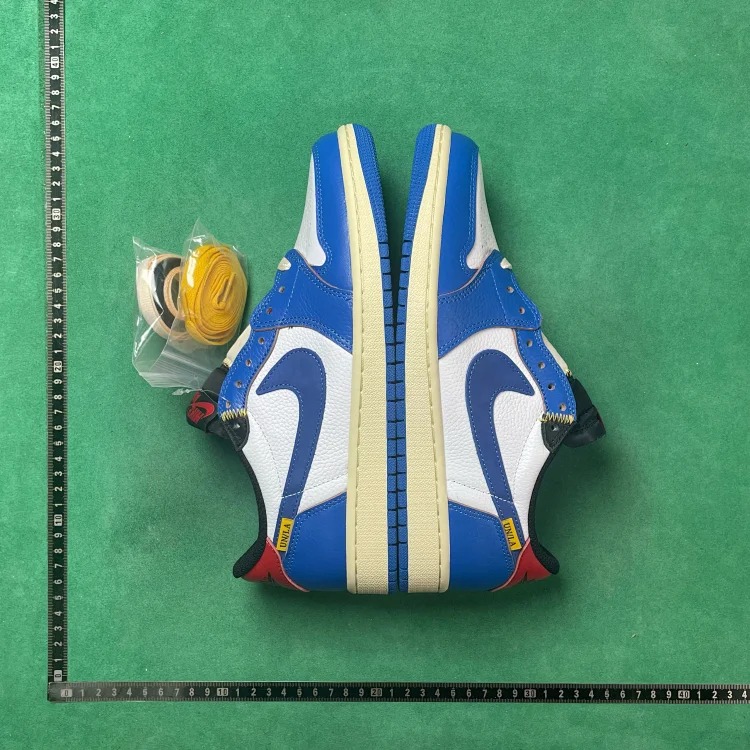 TD2 comfortable and durable retro basketball shoes image 3