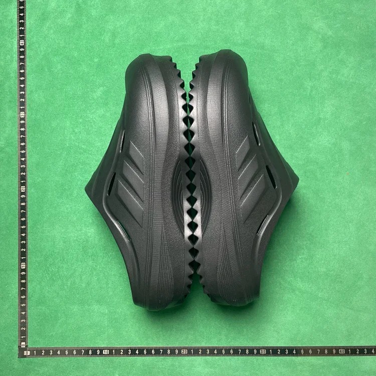8BD versatile and comfortable anti-wear and non-slip toe-cap slippers image 2