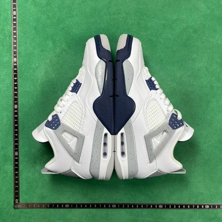B3D trendy mid-top retro basketball shoes image 3