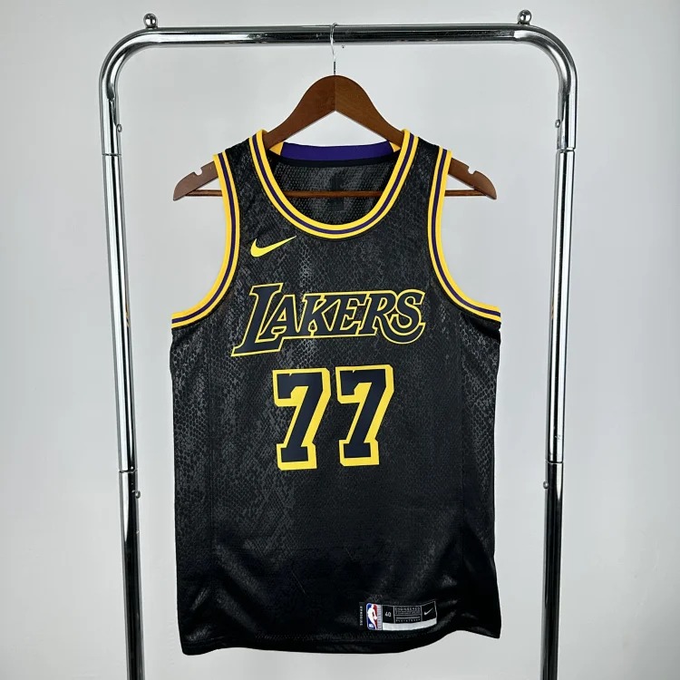 Basketball uniform(82)