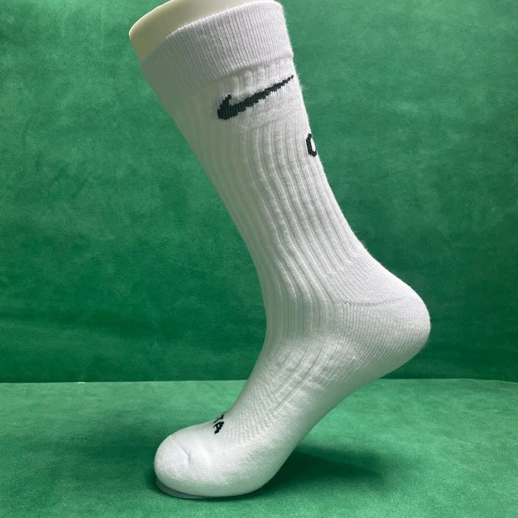 1DC printed thread sports socks (three pairs in one card)