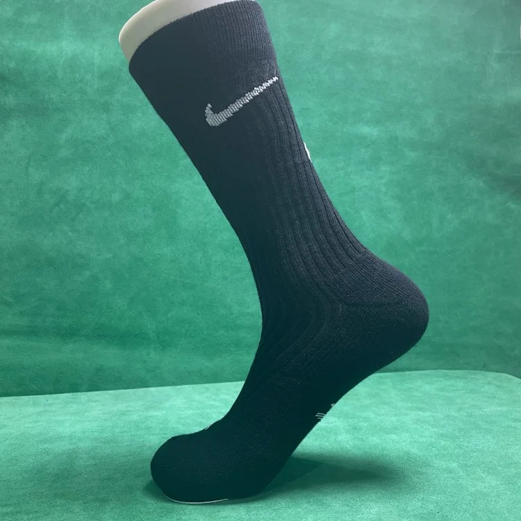 1DC printed thread sports socks (three pairs in one card)
