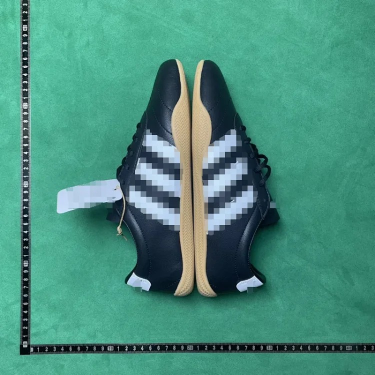 Comfortable, trendy, versatile and fashionable low-top tennis shoes B0D